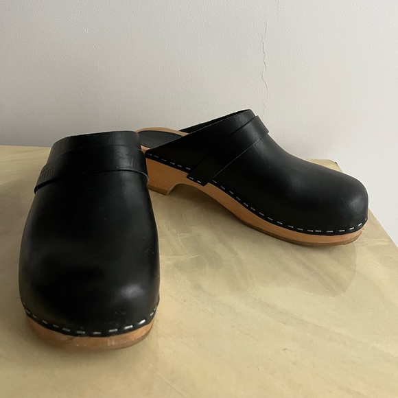 Black Swedish Hasbeens hardly worn! - Picture 3 of 5